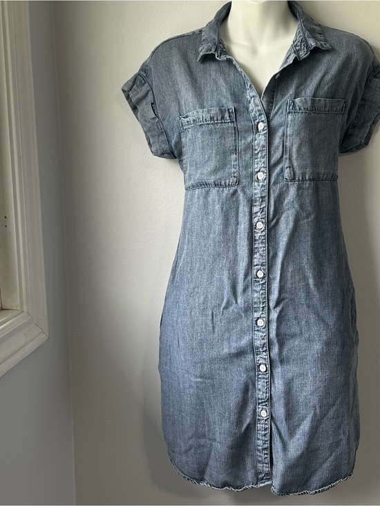 Velvet Heart Dresses & Skirts - Velvet Heart Faded Chambray Shirt Dress - Light Blue